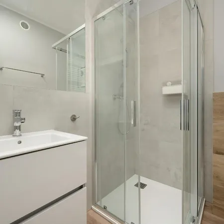 דירה Zwycieska Z Klimatyzacja, Free Garage By Renters *