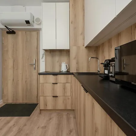 Zwycieska Z Klimatyzacja, Free Garage By Renters * ורוצלב