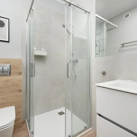 Zwycieska Z Klimatyzacja, Free Garage By Renters Appartamento Breslavia