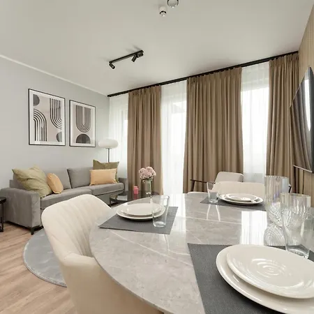Zwycieska Z Klimatyzacja, Free Garage By Renters Appartement *