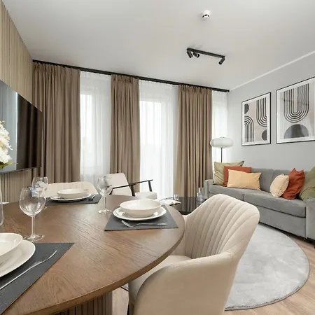 Zwycieska Z Klimatyzacja, Free Garage By Renters Appartement *