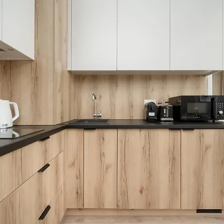 Zwycieska Z Klimatyzacja, Free Garage By Renters Appartamento *