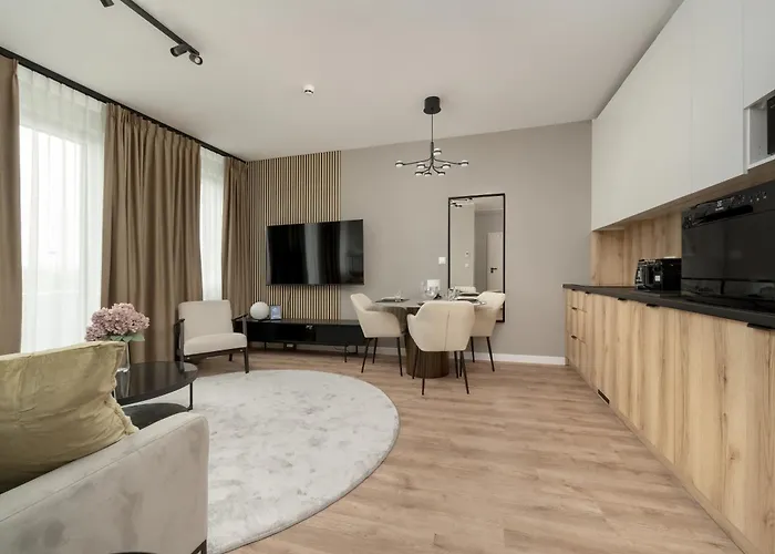 Zwycieska Z Klimatyzacja, Free Garage By Renters *