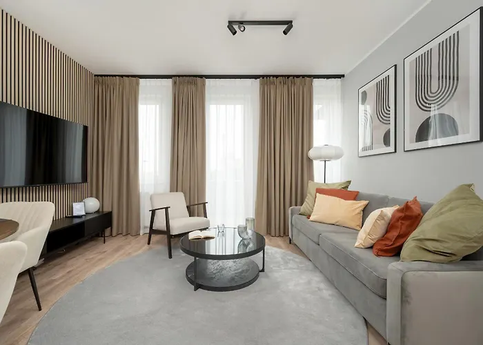 Zwycieska Z Klimatyzacja, Free Garage By Renters