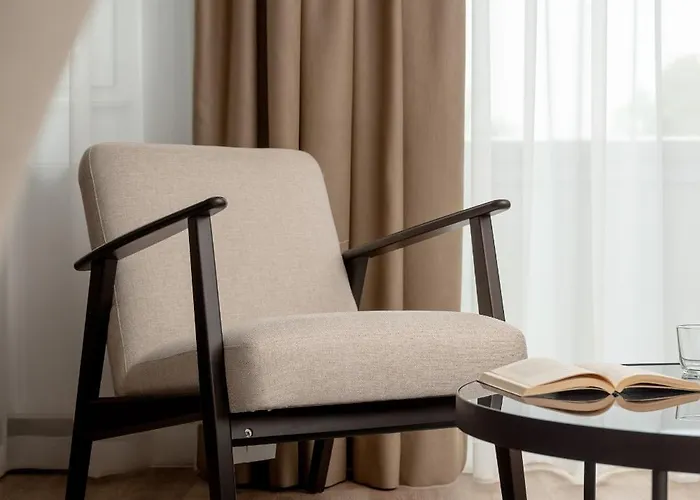 Zwycieska Z Klimatyzacja, Free Garage By Renters Breslau