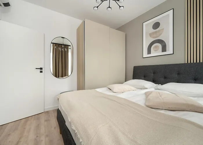 Zwycieska Z Klimatyzacja, Free Garage By Renters *